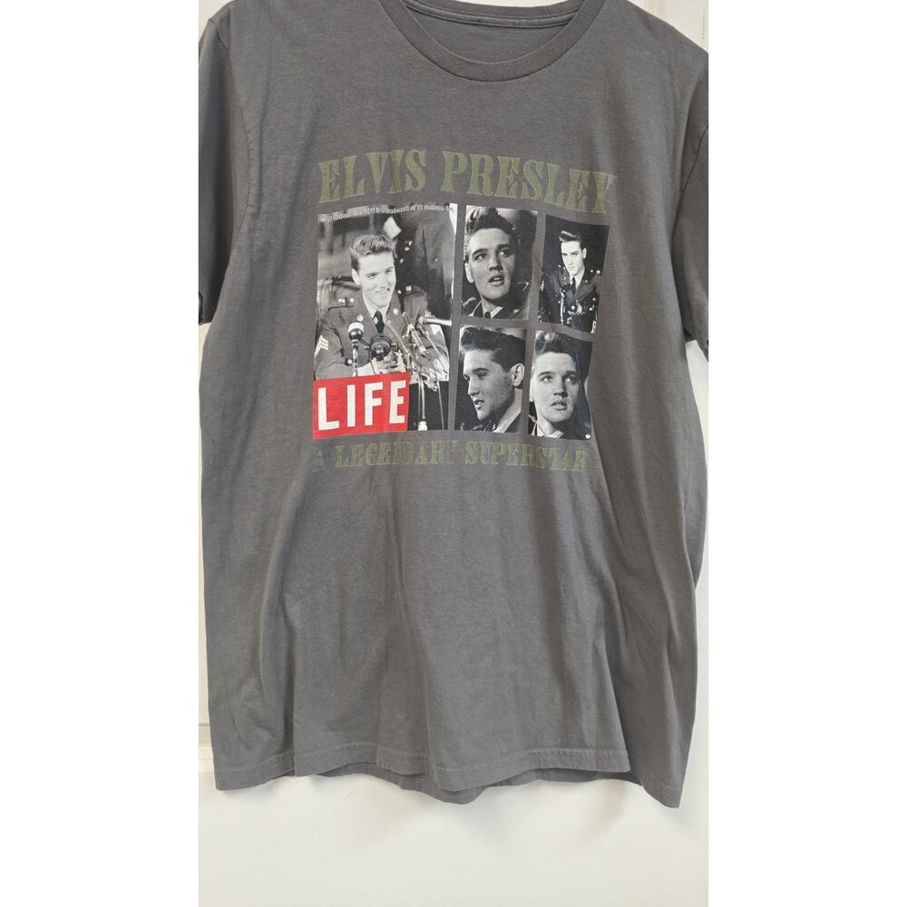 Jen8953 Elvis Presley Vintage Music T-Shirt, Size Large Gray.